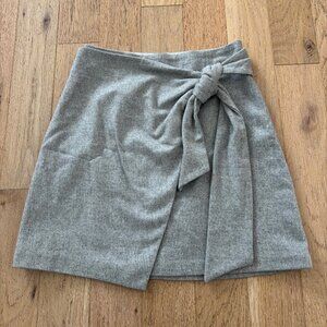 Aritzia Wildred wra front skirt 00